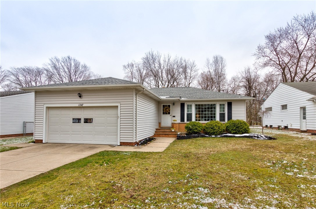 1247 Haverston Road Lyndhurst, OH 44124 - Photo 1 of 23