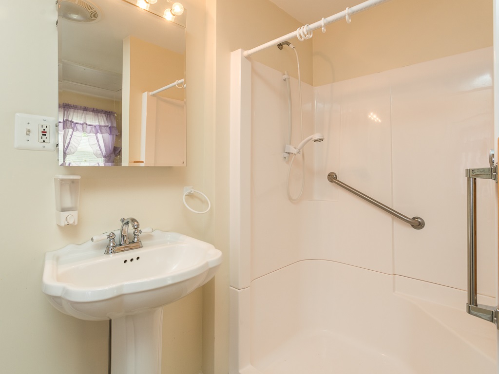 6 Carroll Street Exeter, NH 03833 - Photo 21 of 28