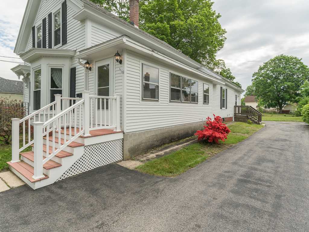 6 Carroll Street Exeter, NH 03833 - Photo 4 of 28