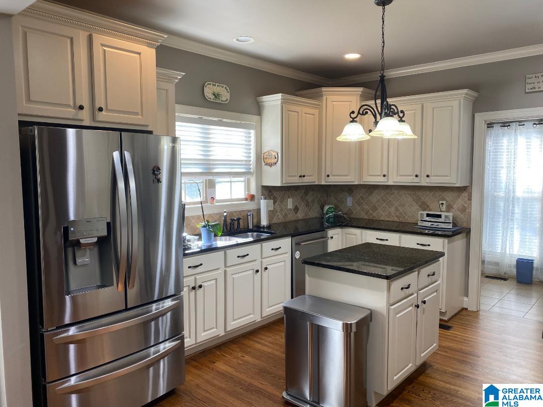 1448 Stoneykirk Road Pelham, AL 35124 - Photo 9 of 34