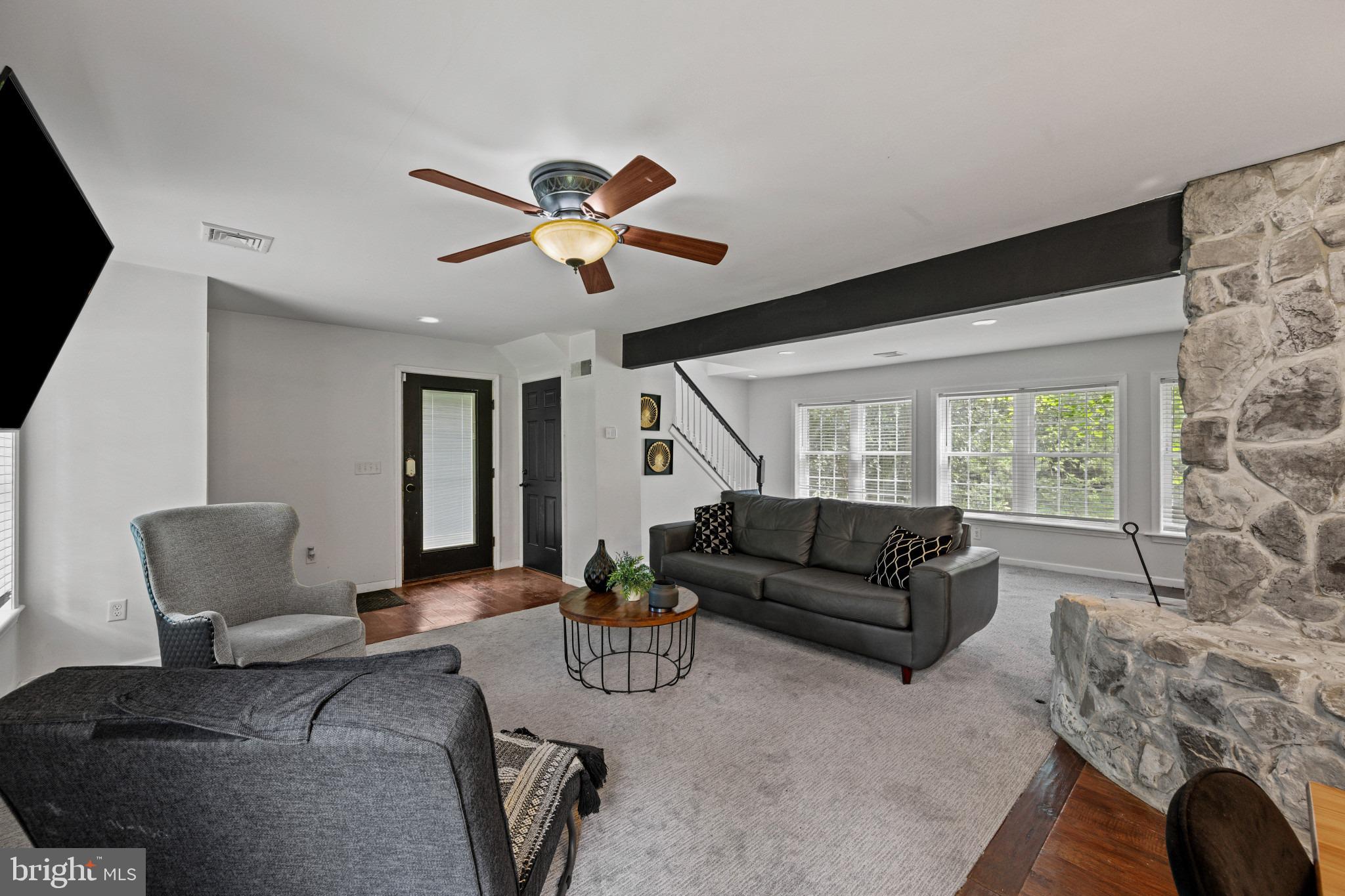 198 Valley Road Hummelstown, PA 17036 - Photo 9 of 44 Gallery Image 9