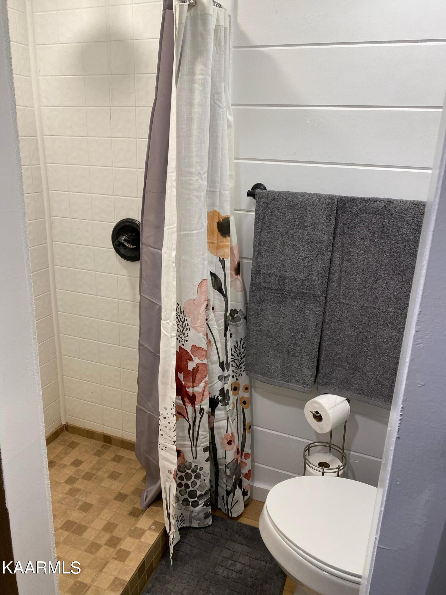 1466 Estates Drive Seymour, TN 37865 - Photo 13 of 34 IMG_3889