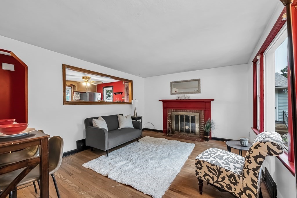 74 Newhall Street Springfield, MA 01109 - Photo 8 of 42