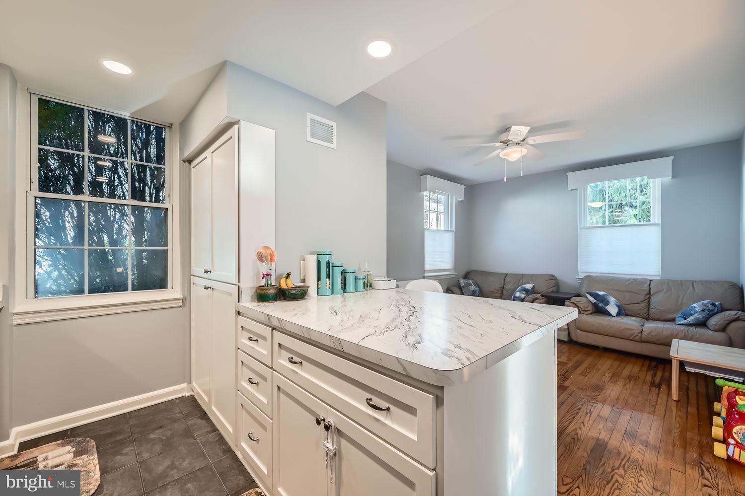 5203 Falls Road, Unit 1 Baltimore, MD 21210 - Photo 13 of 32