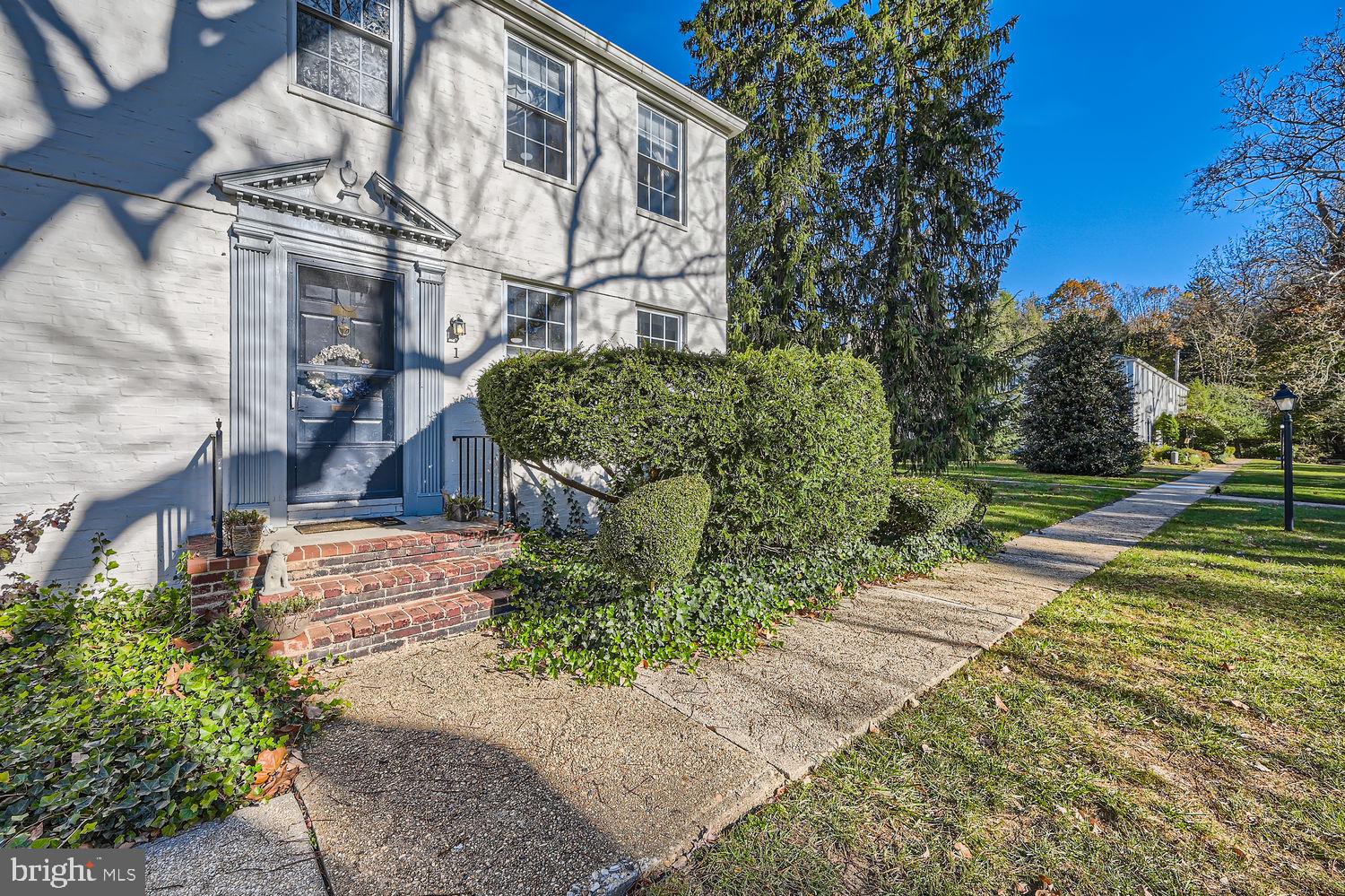 5203 Falls Road, Unit 1 Baltimore, MD 21210 - Photo 2 of 32