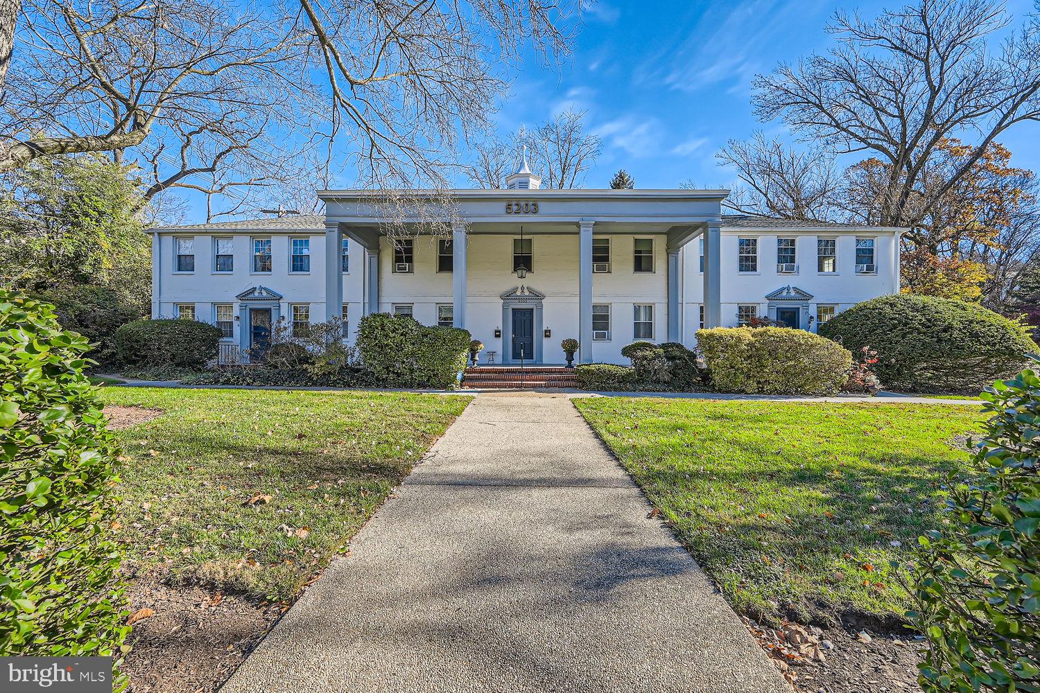 5203 Falls Road, Unit 1 Baltimore, MD 21210 - Photo 3 of 32