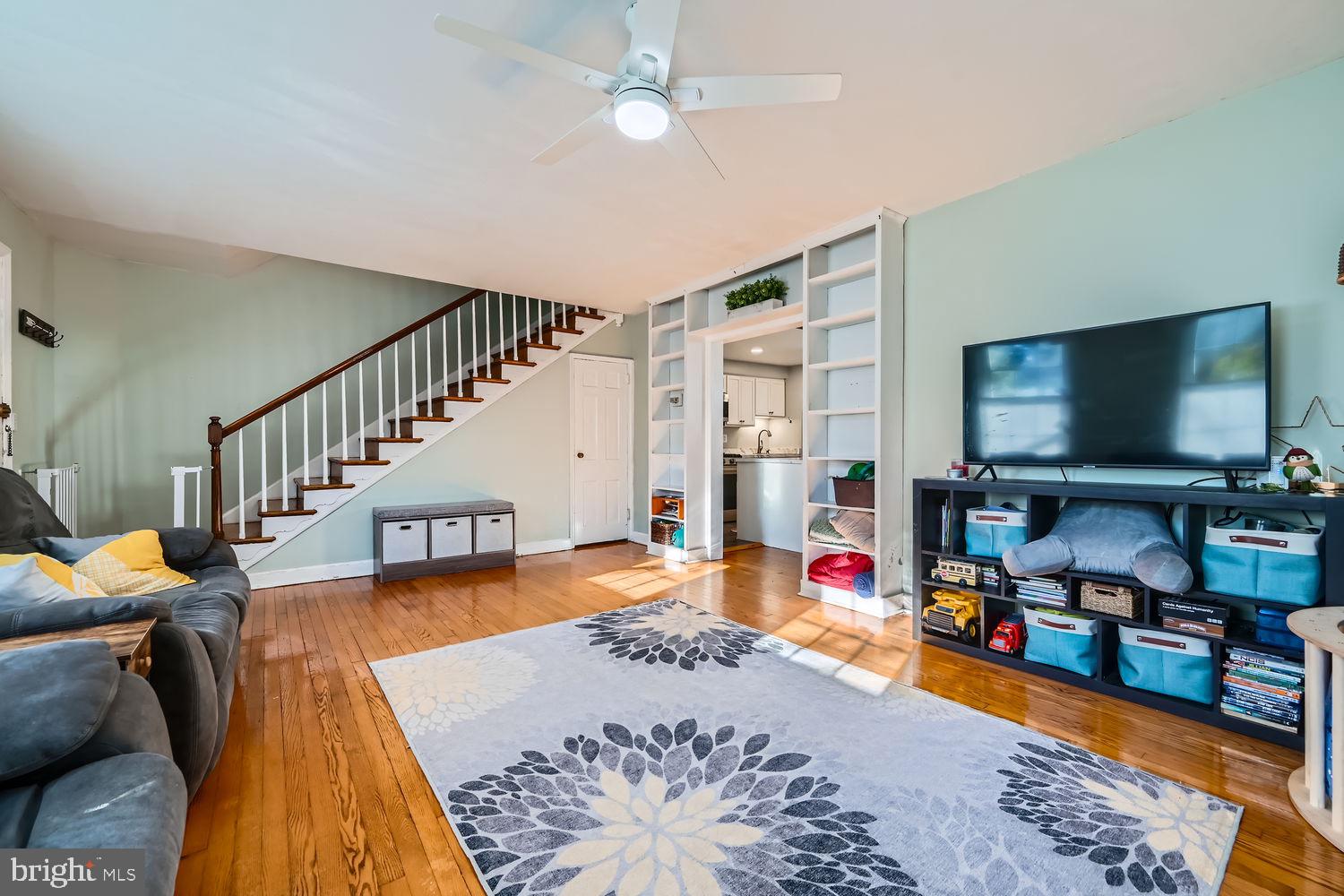 5203 Falls Road, Unit 1 Baltimore, MD 21210 - Photo 8 of 32