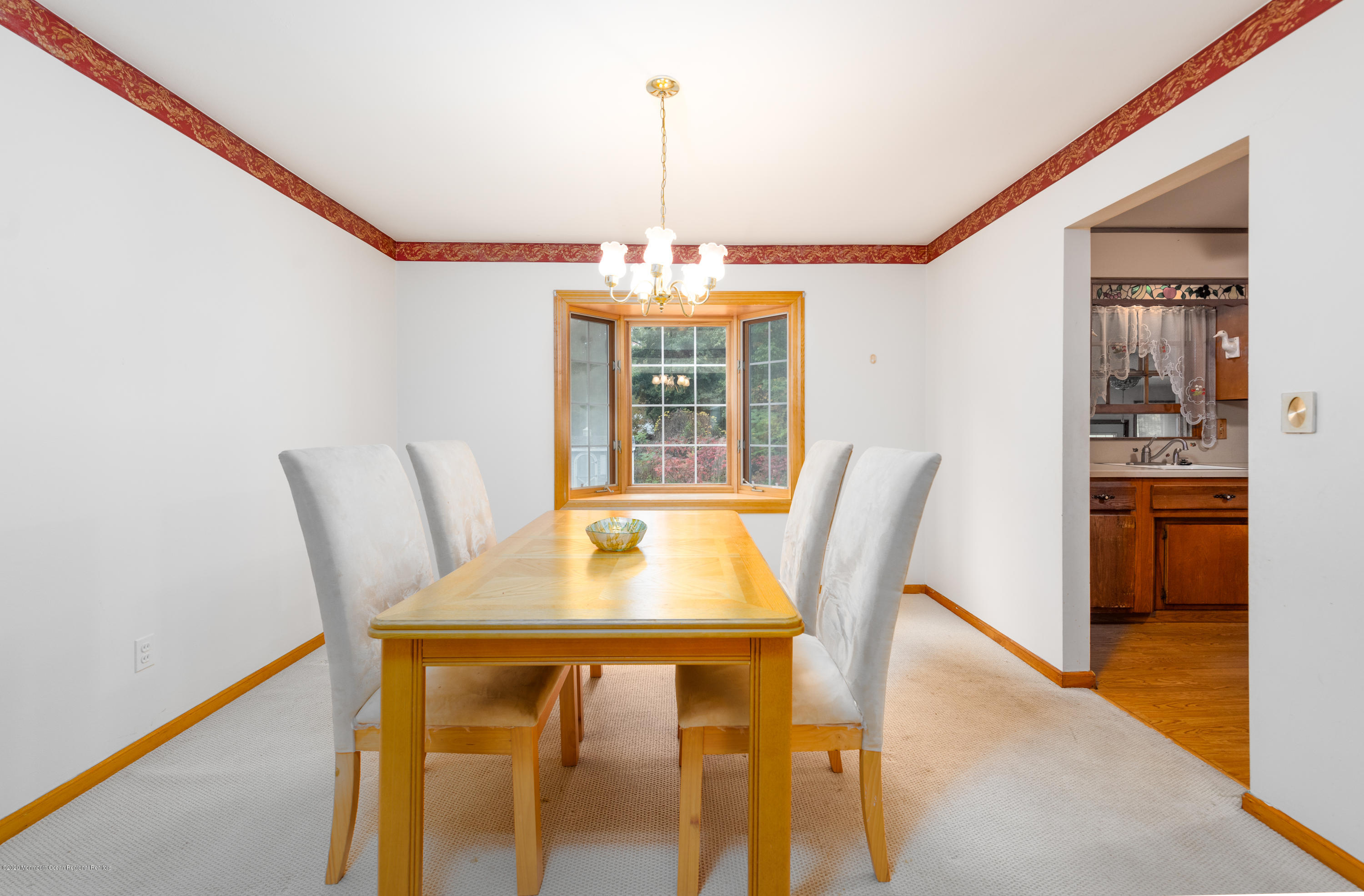 13 Bodnarik Road Edison, NJ 08837 - Photo 4 of 21 BAP_9940-Edit