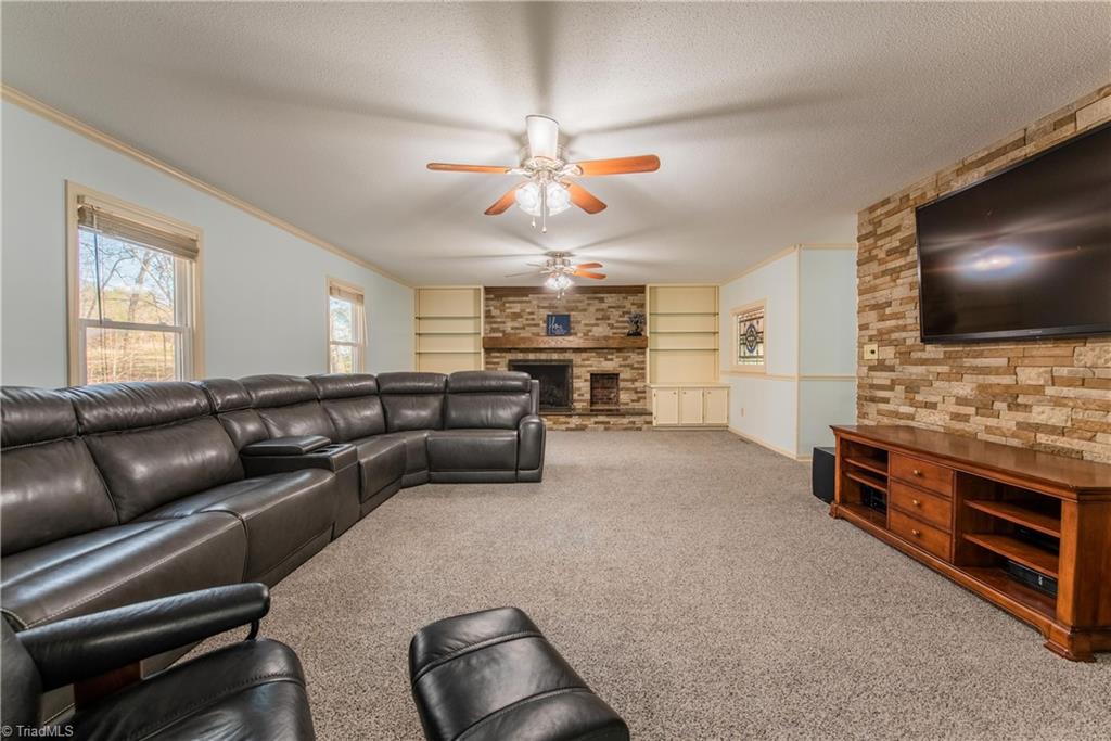 126 Shoshone Road Lexington, NC 27295 - Photo 3 of 35 Gallery Image 3