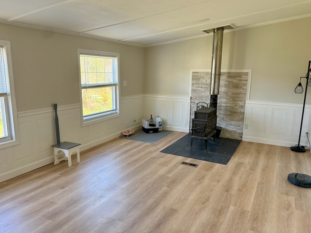 41 Wright Way Coventry, RI 02816 - Photo 13 of 18 Family Room