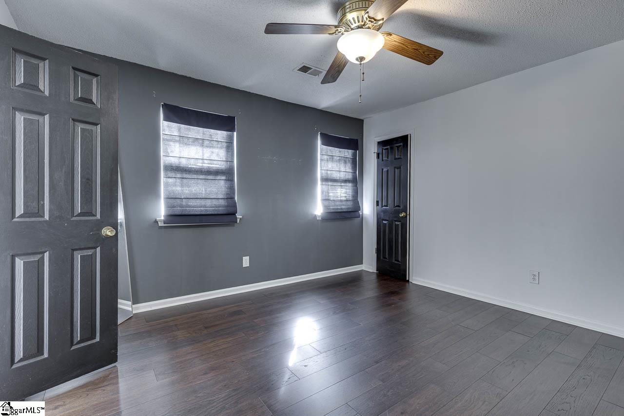 1301 Winding Way Taylors, SC 29687 - Photo 17 of 37