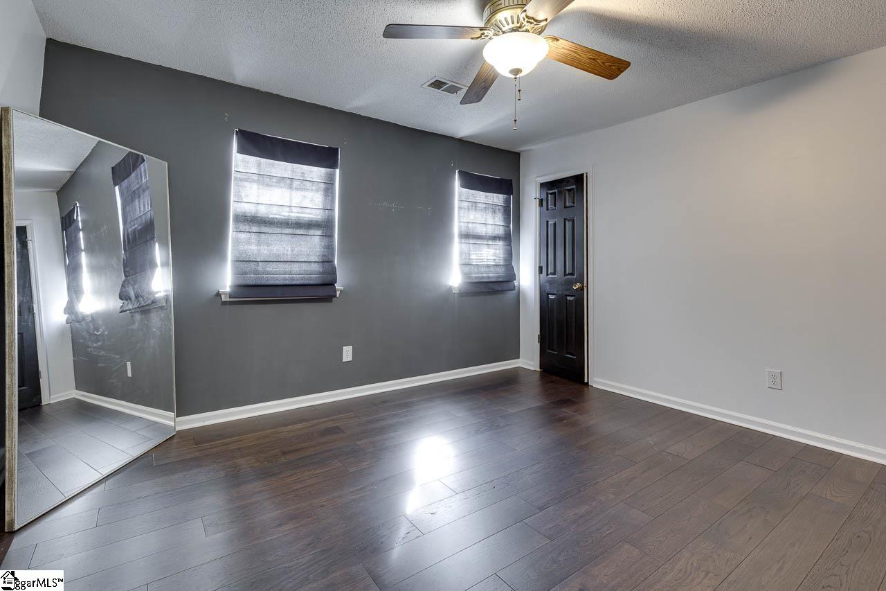 1301 Winding Way Taylors, SC 29687 - Photo 18 of 37