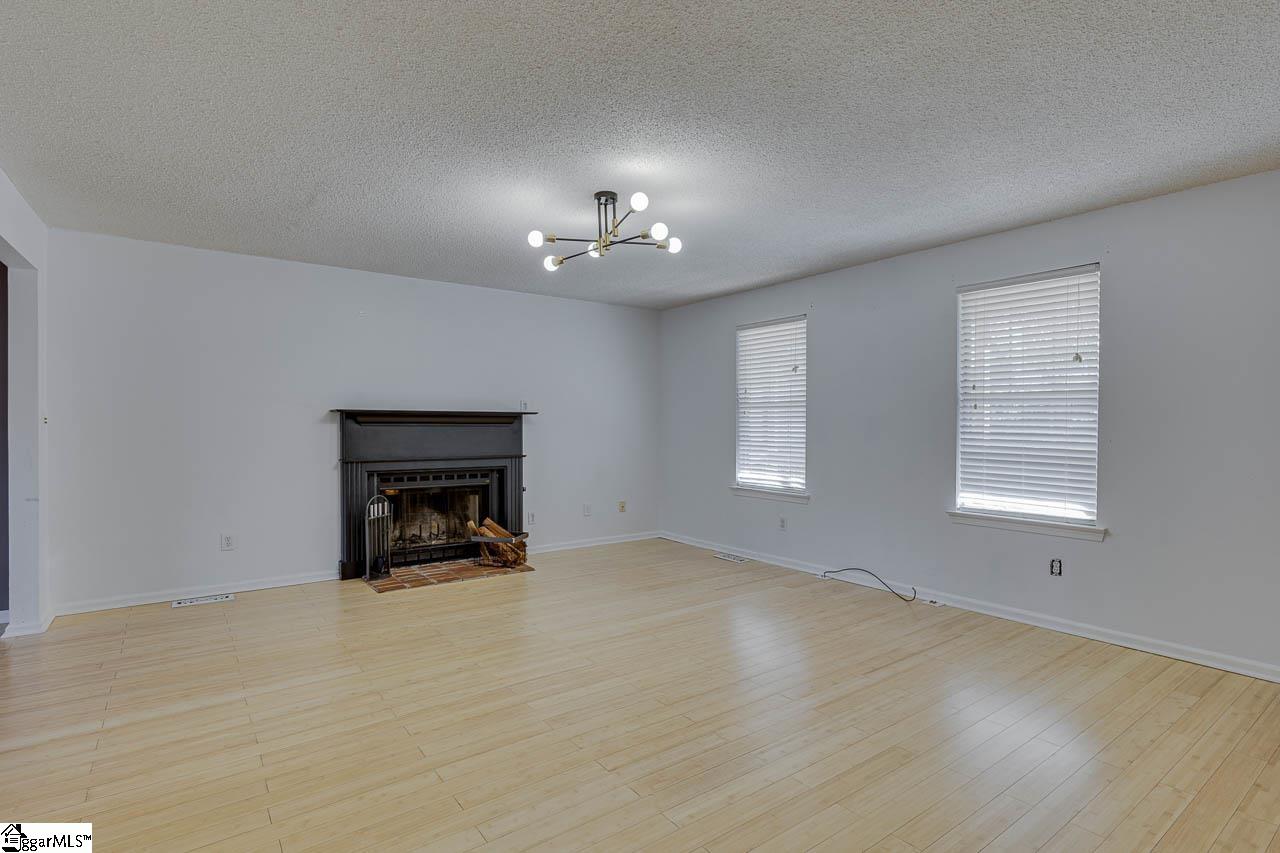 1301 Winding Way Taylors, SC 29687 - Photo 31 of 37