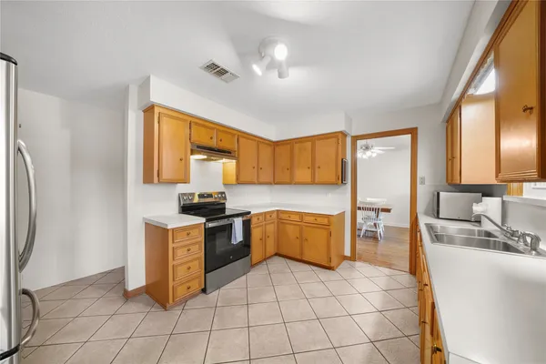 $343,000 | 1112 Knox Lane, Wharton, TX 77488