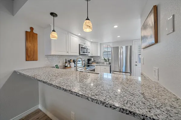 $340,000 | 7250 Devinney Court, Unit E, Arvada, CO 80005