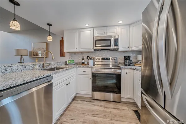$340,000 | 7250 Devinney Court, Unit E, Arvada, CO 80005