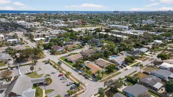 $4,200 | 268 Southeast 8th Avenue, Deerfield Beach, FL 33441