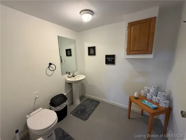 $240,000 | 532 South Gobbler Knob Road, Pekin, IN 47165