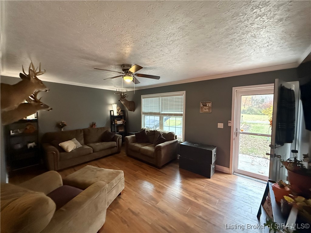 532 South Gobbler Knob Road Pekin, IN 47165 - Photo 4 of 22