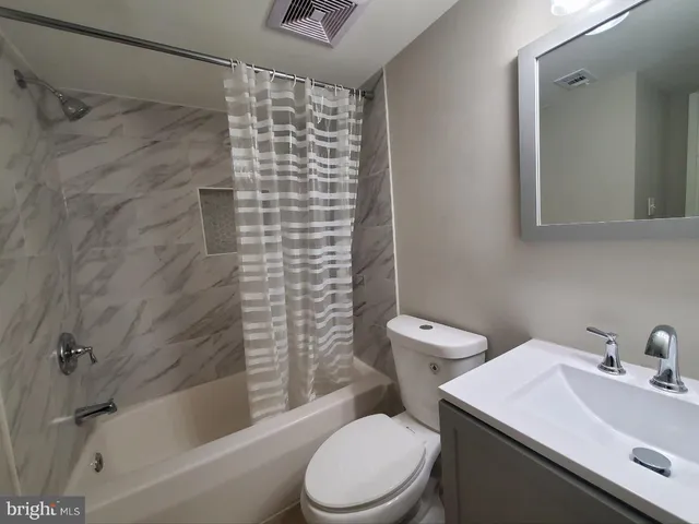 $2,300 | 11808 Breton Court, Unit 12C, Reston, VA 20191