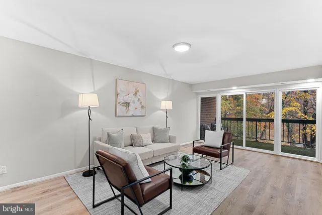 $2,300 | 11808 Breton Court, Unit 12C, Reston, VA 20191