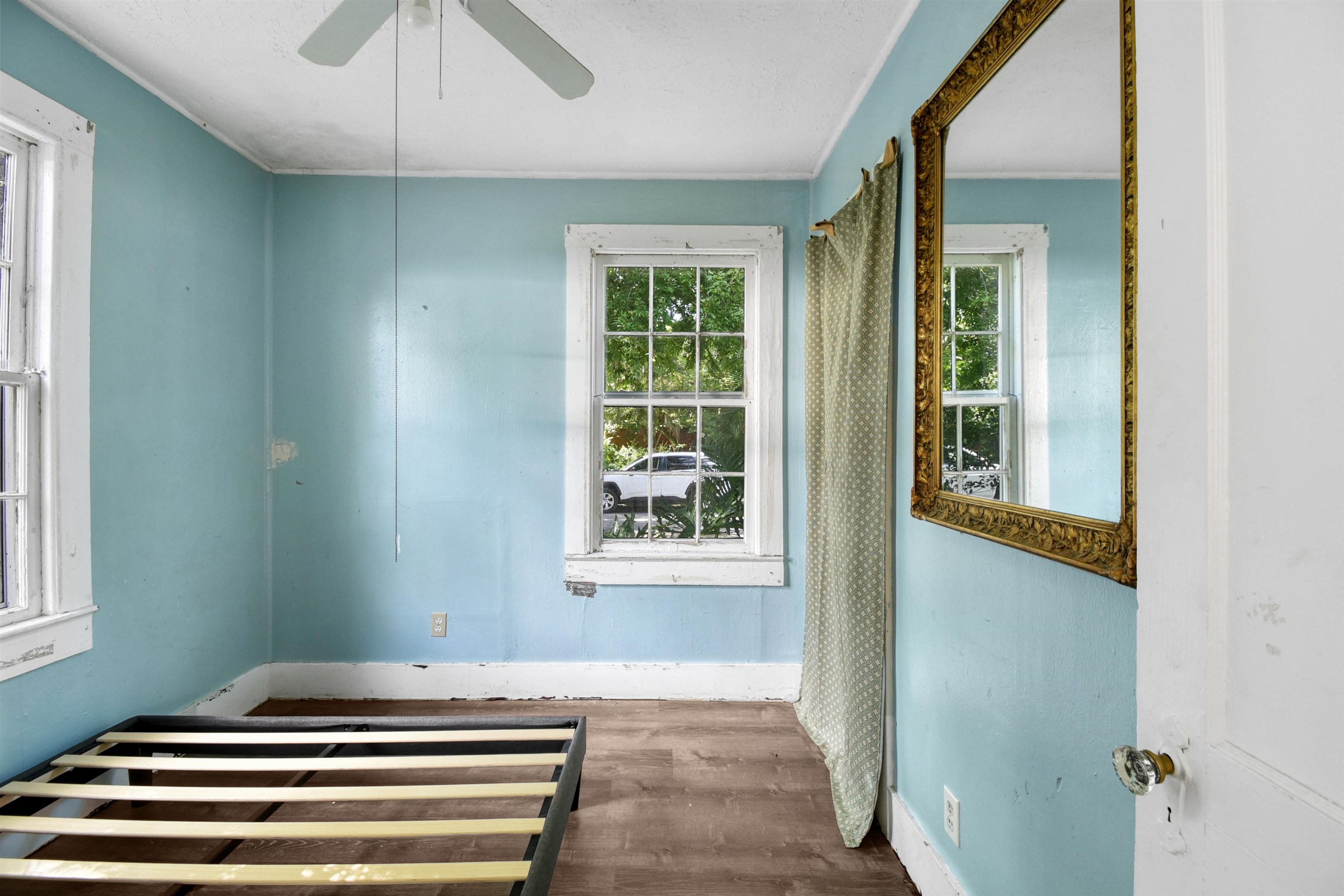 14 Rio Vista Avenue St. Augustine, FL 32084 - Photo 15 of 33 a view of a bedroom and window