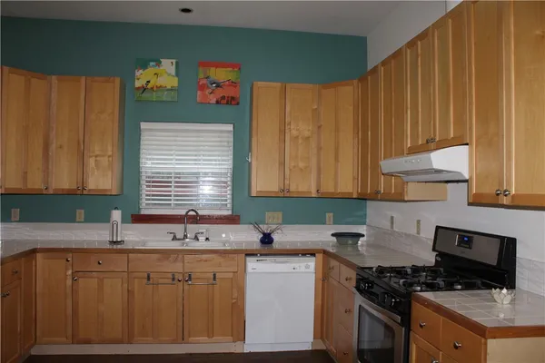 $4,000 | 109 West 38th Street, Unit B, Austin, TX 78705