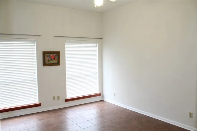 $4,000 | 109 West 38th Street, Unit B, Austin, TX 78705