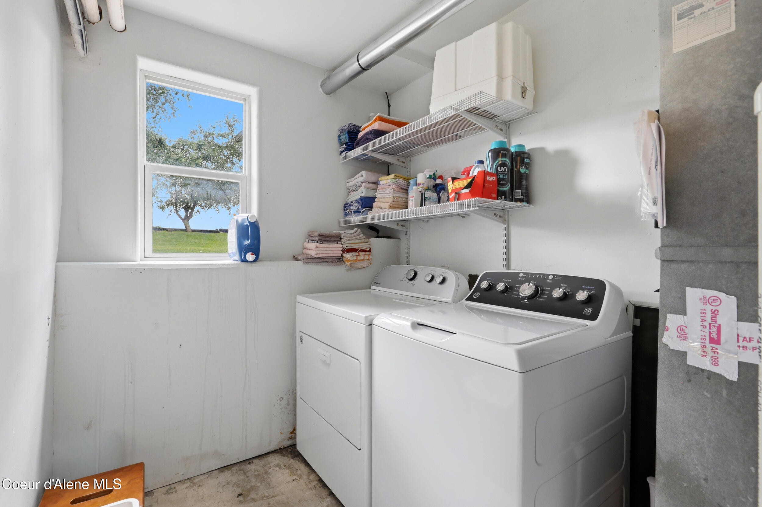8208 Arizona Street Rathdrum, ID 83858 - Photo 27 of 39 Laundry