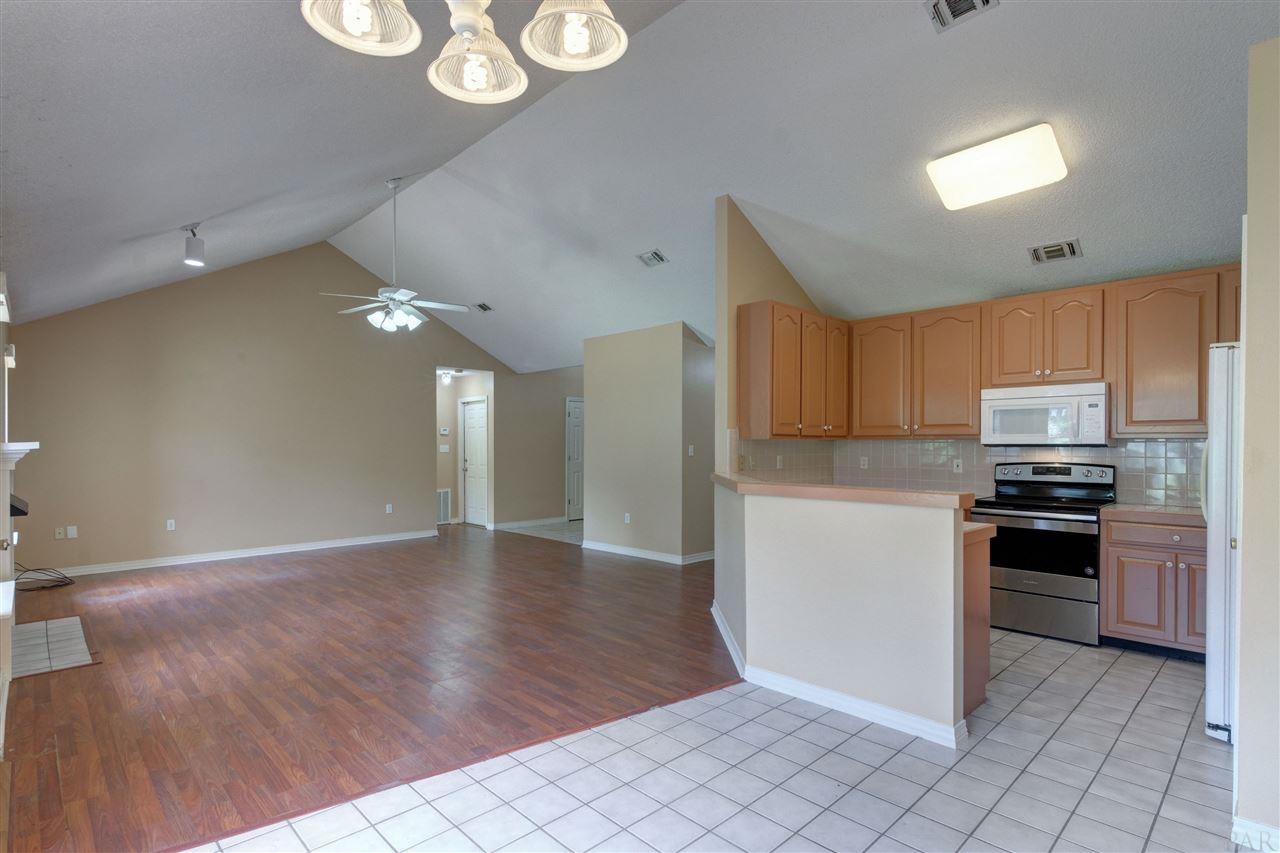 6886 Fernandina Road Navarre, FL 32566 - Photo 11 of 43 Gallery Image 11
