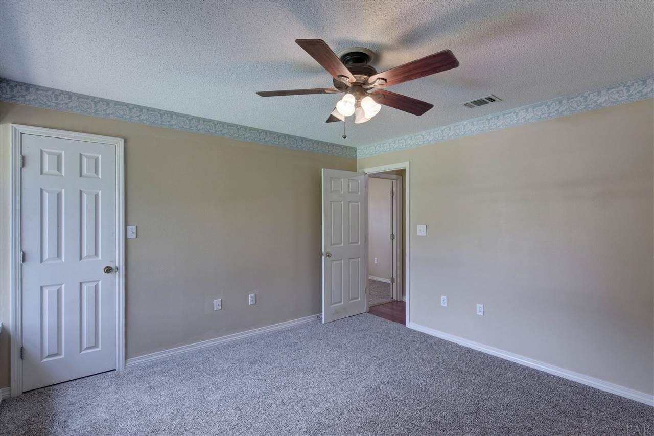 6886 Fernandina Road Navarre, FL 32566 - Photo 34 of 43 Gallery Image 34