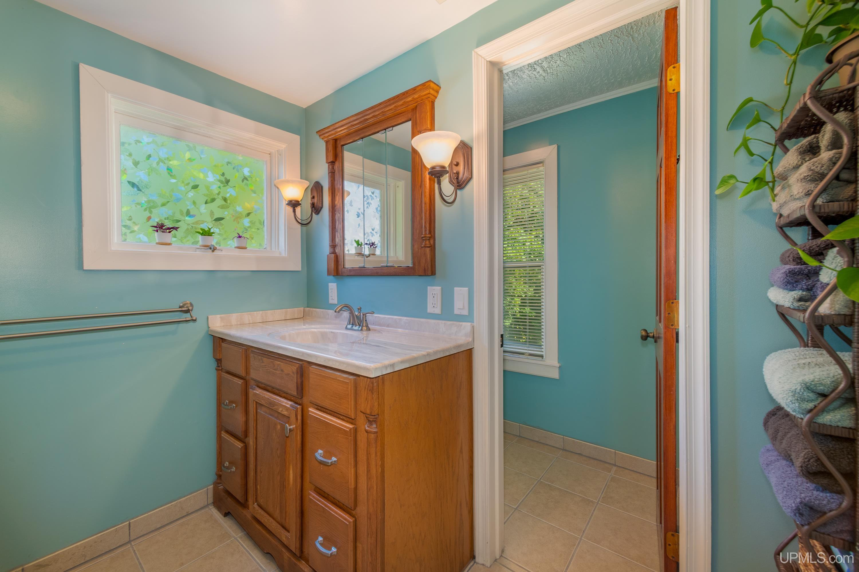 509 East Ridge Street Ishpeming, MI 49849 - Photo 18 of 34
