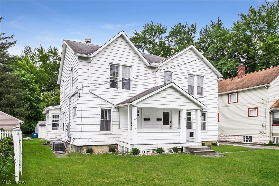 33 Adams Street Berea, OH 44017 - Photo 3 of 20