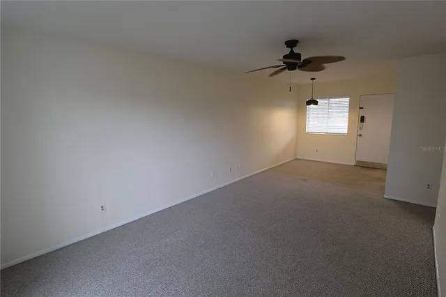 $1,250 | 3101 Bee Ridge Road, Unit 209, Sarasota, FL 34239