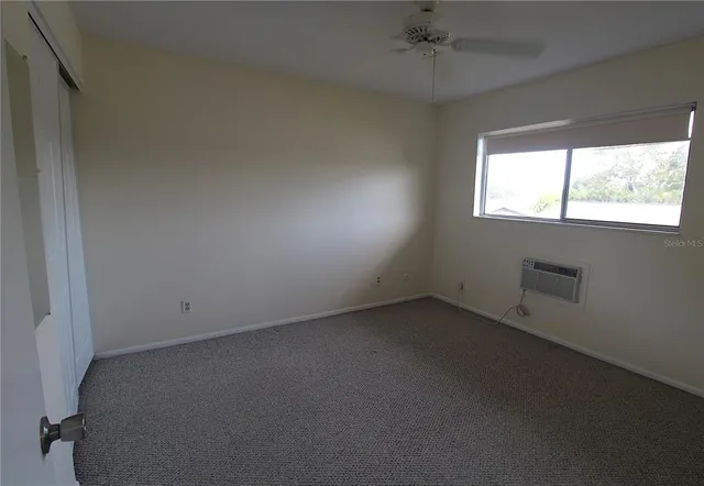 $1,250 | 3101 Bee Ridge Road, Unit 209, Sarasota, FL 34239