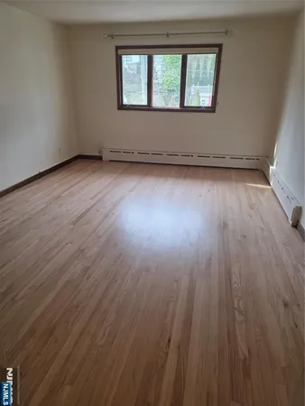 $2,800 | 615 5th Street, Unit 2, Carlstadt, NJ 07072