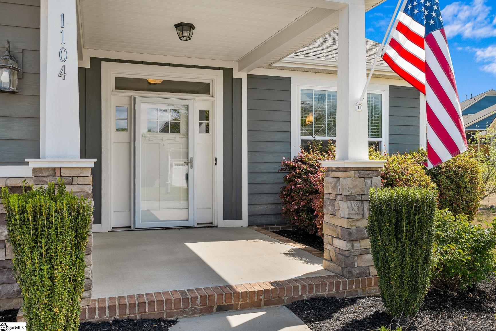 1104 Draycott Road Simpsonville, SC 29681 - Photo 2 of 50 Gallery Image 2