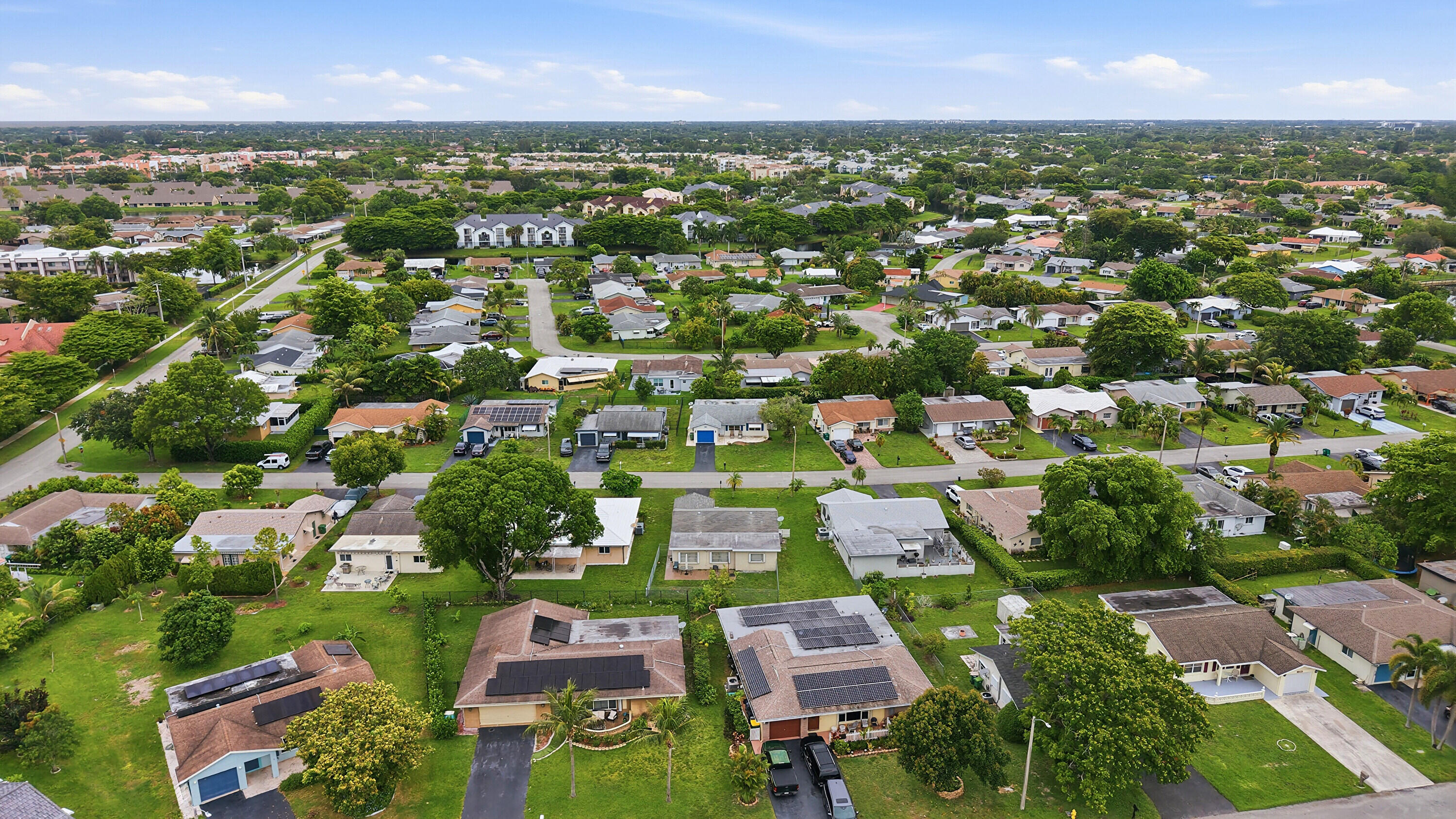 9505 Northwest 73rd Street Tamarac, FL 33321 - Photo 34 of 48 36_dji_20260531010539_0184_d