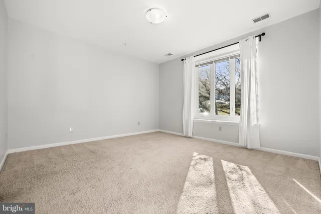 $309,900 | 636 Oakland Hills Drive, Unit 2A, Arnold, MD 21012