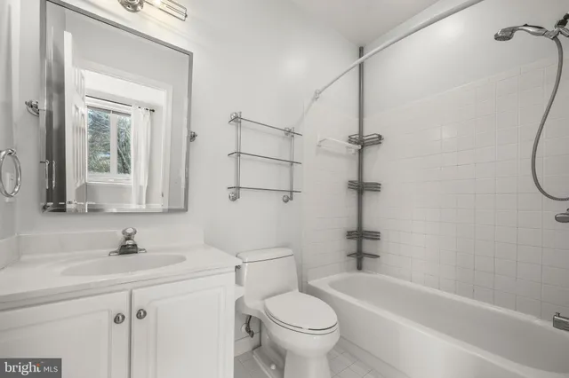 $309,900 | 636 Oakland Hills Drive, Unit 2A, Arnold, MD 21012