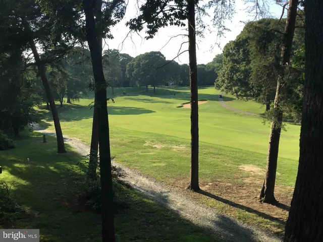 $309,900 | 636 Oakland Hills Drive, Unit 2A, Arnold, MD 21012