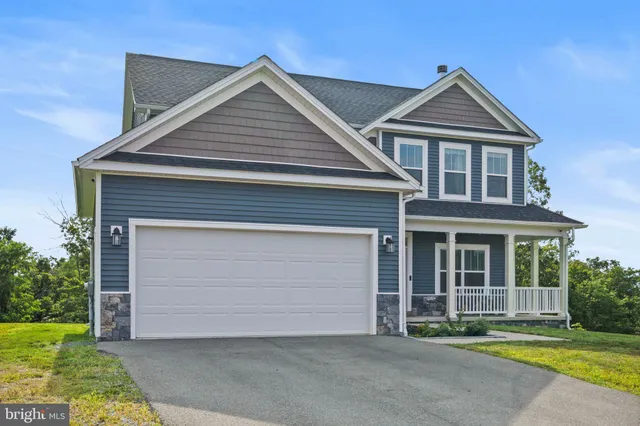 $465,000 | 315 Escape Court, Hedgesville, WV 25427