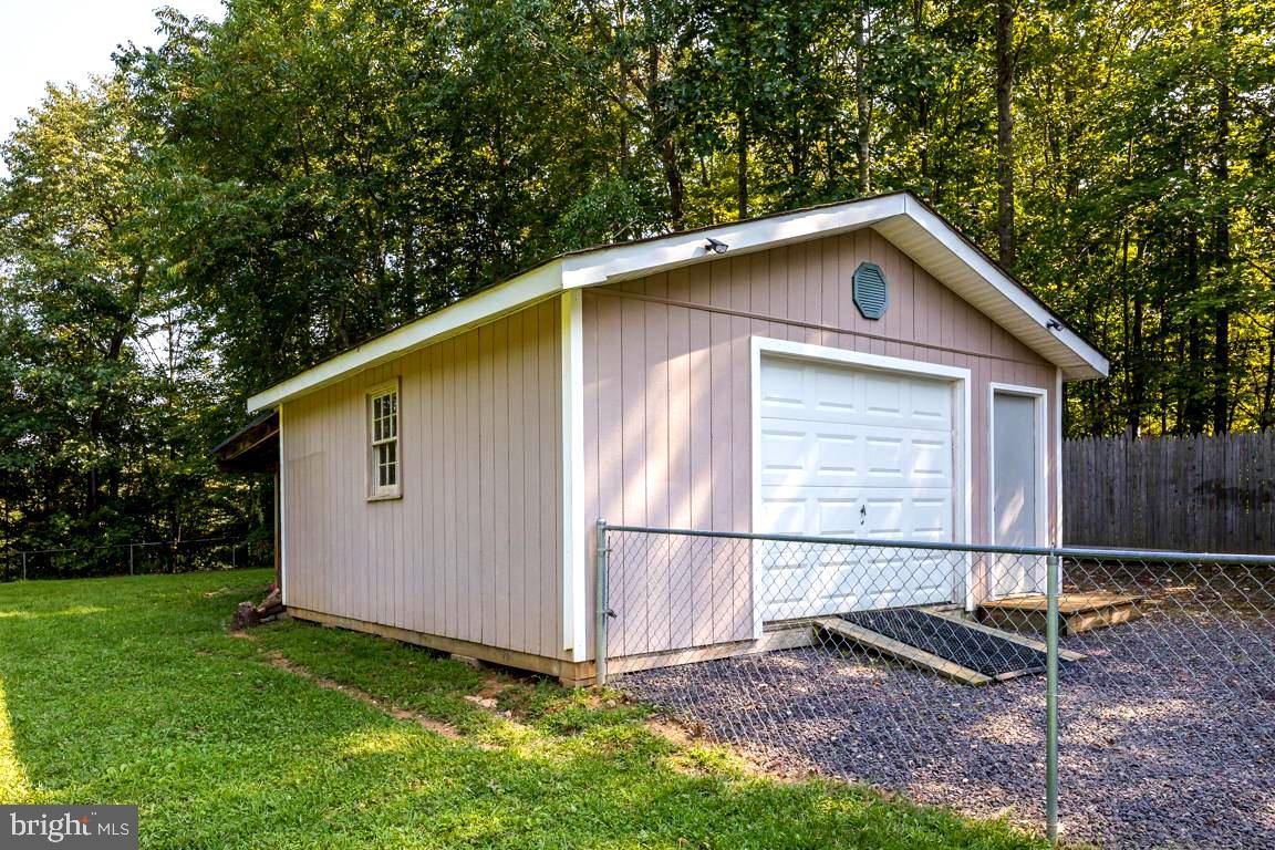 3345 Russel Run Road Locust Grove, VA 22508 - Photo 45 of 47 Awesome Garage/Workshop w/nice cabinets!
