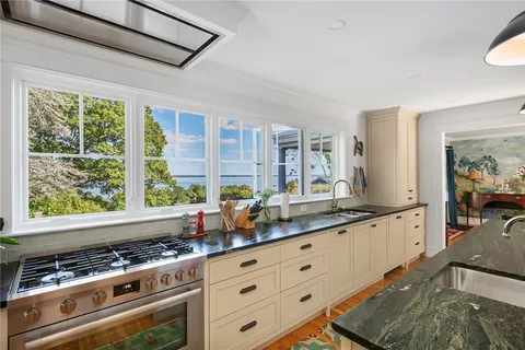 $3,550,000 | 140 Aldrich Avenue, Warwick, RI 02889