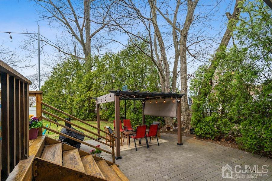 4 Finley Road Edison, NJ 08817 - Photo 26 of 32 a view of outdoor space deck and mountain view in an outdoor space