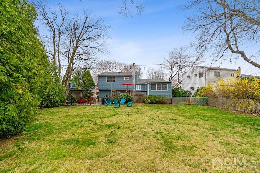 4 Finley Road Edison, NJ 08817 - Photo 28 of 32 a house view with a garden space