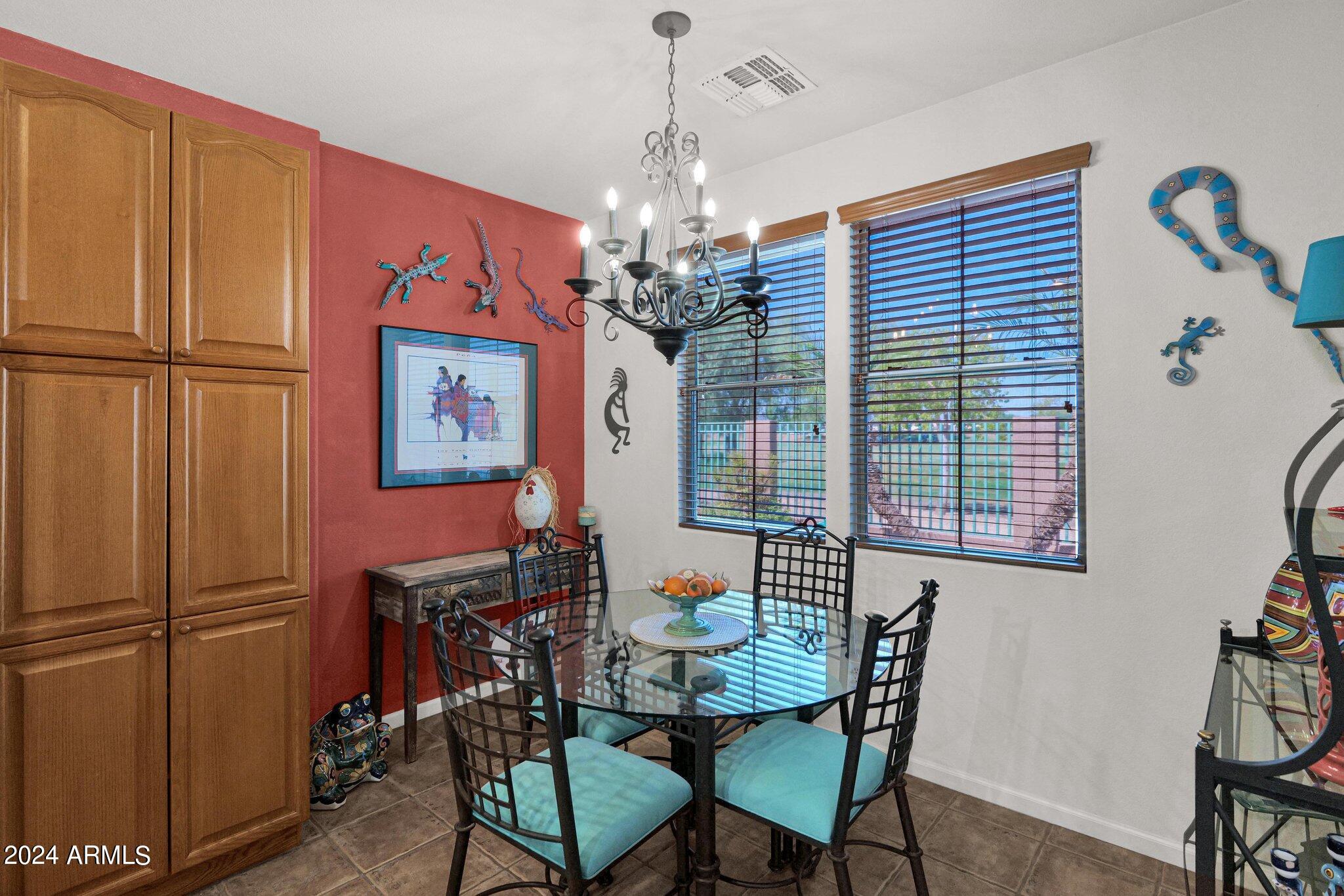 13620 West Cypress Street Goodyear, AZ 85395 - Photo 12 of 39 Dining Nook