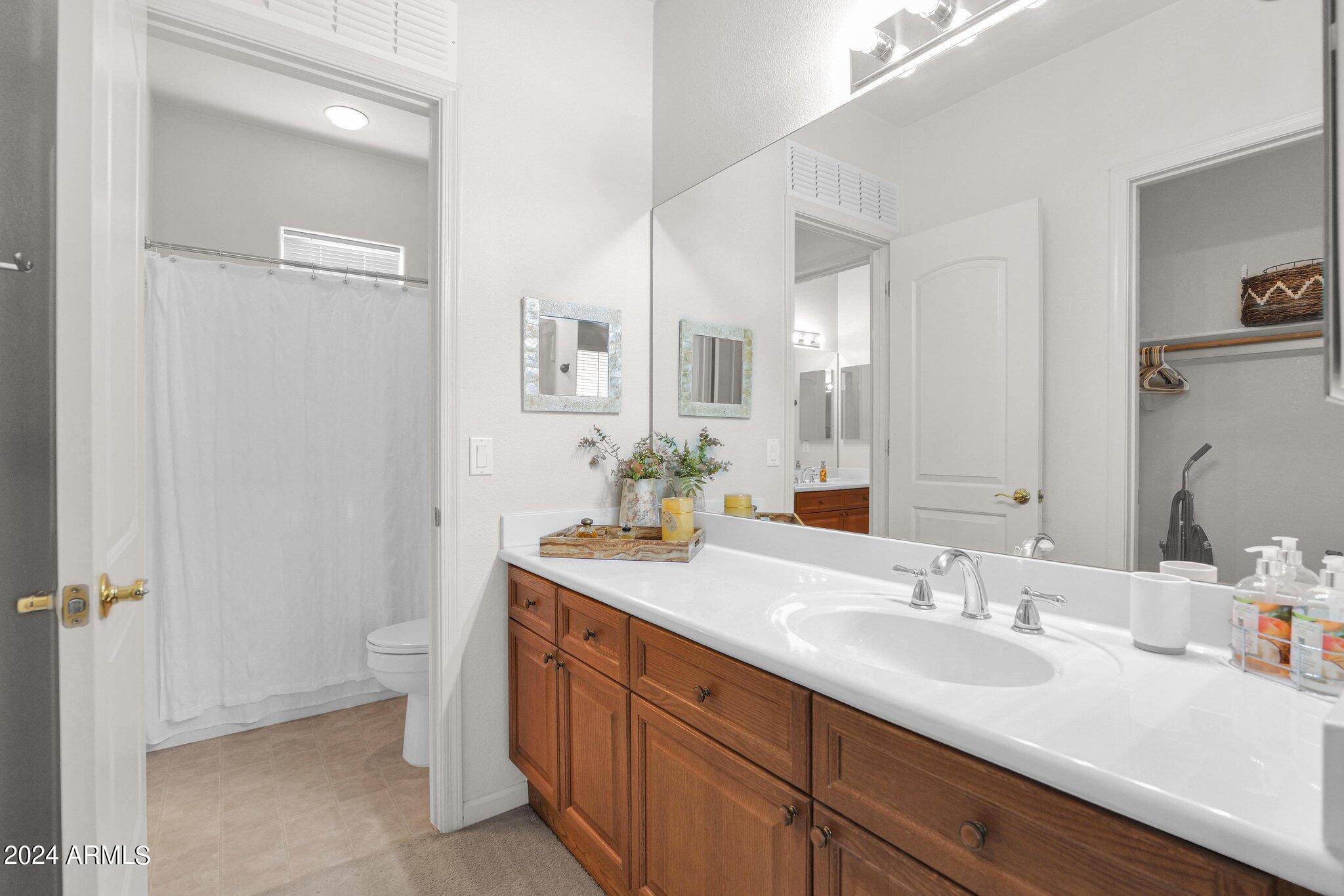 13620 West Cypress Street Goodyear, AZ 85395 - Photo 28 of 39 Full Bath #2