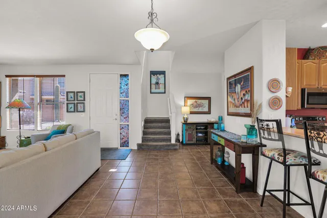 $2,850 | 13620 West Cypress Street, Goodyear, AZ 85395