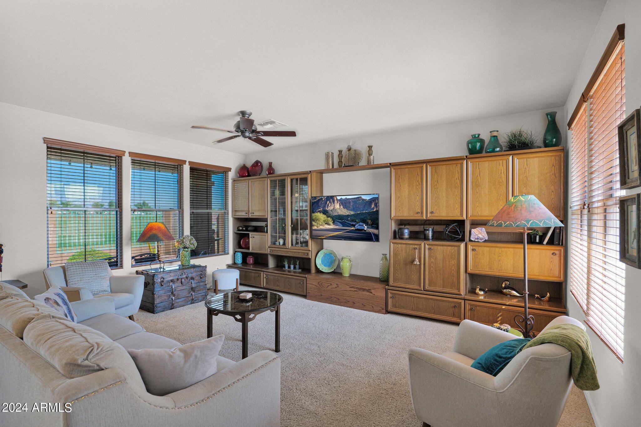 13620 West Cypress Street Goodyear, AZ 85395 - Photo 10 of 39 Living Area